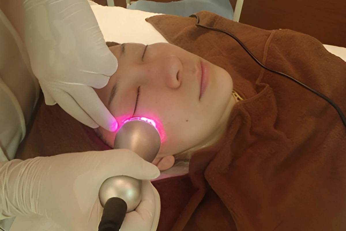 歯科医院なのにメディカルフェイシャルエステ